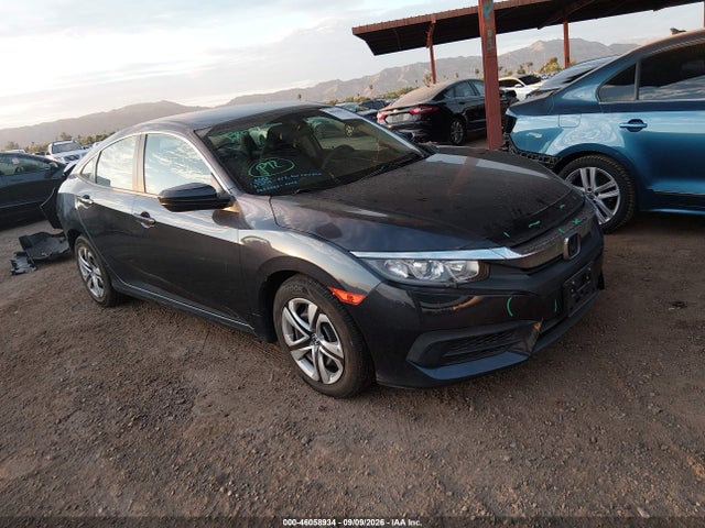2017 2HGFC2F57HH531771 main image