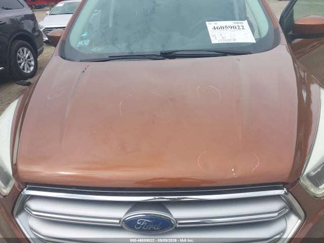 Продажа на аукционе авто 2017 Ford Escape Se, vin: 1FMCU9GD9HUA62561, номер лота: 46059022