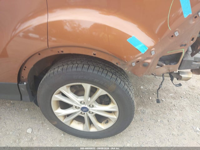 Продажа на аукционе авто 2017 Ford Escape Se, vin: 1FMCU9GD9HUA62561, номер лота: 46059022