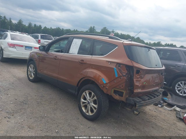 Продажа на аукционе авто 2017 Ford Escape Se, vin: 1FMCU9GD9HUA62561, номер лота: 46059022