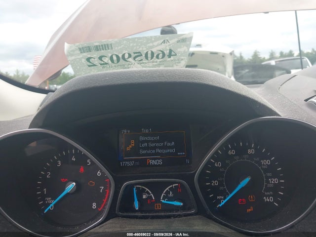 Продажа на аукционе авто 2017 Ford Escape Se, vin: 1FMCU9GD9HUA62561, номер лота: 46059022