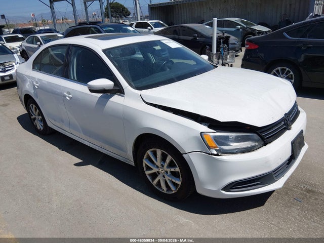 2013 Volkswagen Jetta 2.5l Se მანქანა იყიდება აუქციონზე, vin: 3VWDP7AJ0DM423139, აუქციონის ნომერი: 46059034