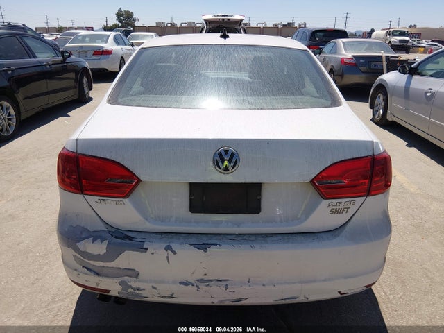 2013 Volkswagen Jetta 2.5l Se მანქანა იყიდება აუქციონზე, vin: 3VWDP7AJ0DM423139, აუქციონის ნომერი: 46059034