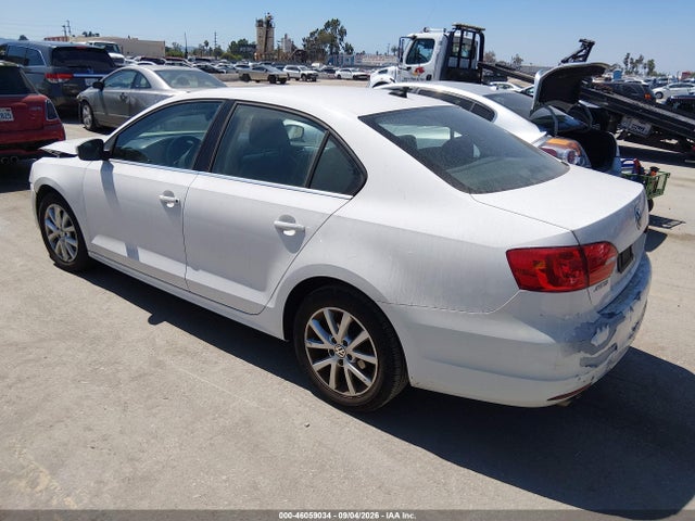 2013 Volkswagen Jetta 2.5l Se მანქანა იყიდება აუქციონზე, vin: 3VWDP7AJ0DM423139, აუქციონის ნომერი: 46059034