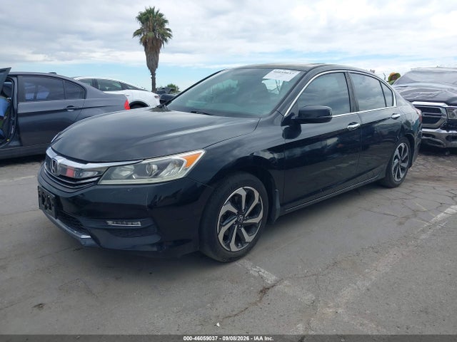 46059037 :رقم المزاد ، 1HGCR2F76HA203128 vin ، 2017 Honda Accord Ex مزاد بيع