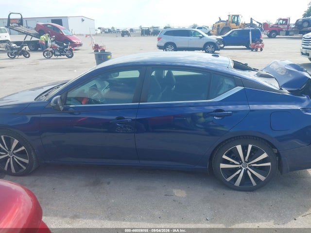 2020 Nissan Altima Sr Fwd მანქანა იყიდება აუქციონზე, vin: 1N4BL4CV9LC138711, აუქციონის ნომერი: 46059055