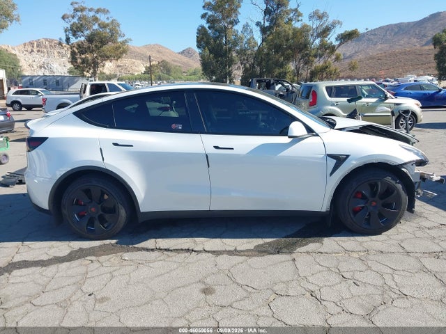 5YJYGDEE5MF208280 Tesla Model Y Long Range Dual Motor All-wheel Drive