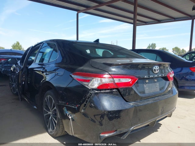 Продаж на аукціоні авто 2019 Toyota Camry L/le/se/xle, vin: 4T1B11HK5KU822401, номер лоту: 46059059