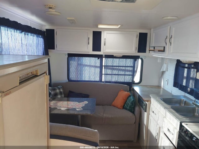 Продаж на аукціоні авто 1997 Coachmen 5th Wheel, vin: 1TC3B0947VG004935, номер лоту: 46059078