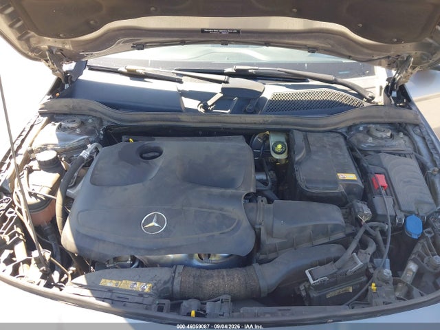 WDDSJ4EB1FN205612 Mercedes-Benz CLA 250