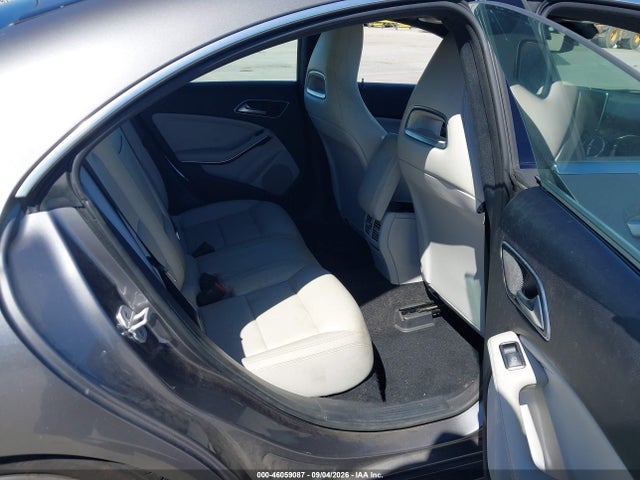 WDDSJ4EB1FN205612 Mercedes-Benz CLA 250