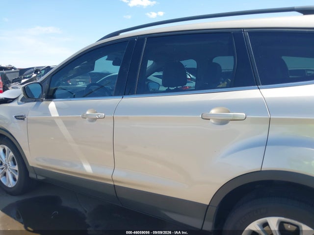 Ford ESCAPE SE 2017 1FMCU0G97HUE55014 Image 14