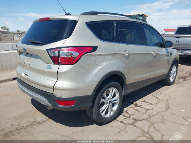 Ford ESCAPE SE 2017 1FMCU0G97HUE55014 Image 4