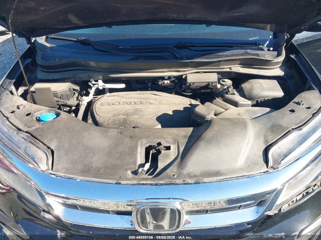 Продаж на аукціоні авто 2021 Honda Pilot Awd Touring 8 Passenger, vin: 5FNYF6H95MB053971, номер лоту: 46059106