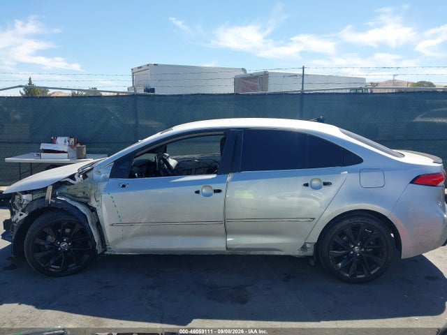 2020 Toyota Corolla Se Nightshade Edition მანქანა იყიდება აუქციონზე, vin: 5YFS4RCE1LP047945, აუქციონის ნომერი: 46059111