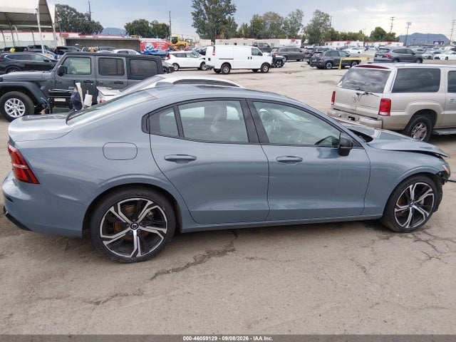 Volvo S60 B5 Core Dark Theme 2024 7JRL12FK1RG321422 Image 14