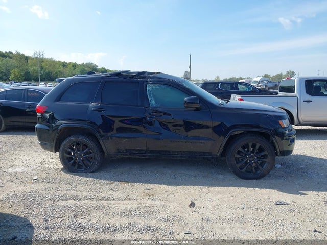 Продаж на аукціоні авто 2018 Jeep Grand Cherokee Altitude 4x4, vin: 1C4RJFAG8JC120857, номер лоту: 46059170