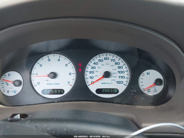 46059262 :رقم المزاد ، 2B3HD56G84H661979 vin ، 2004 Dodge Intrepid Es/sxt مزاد بيع
