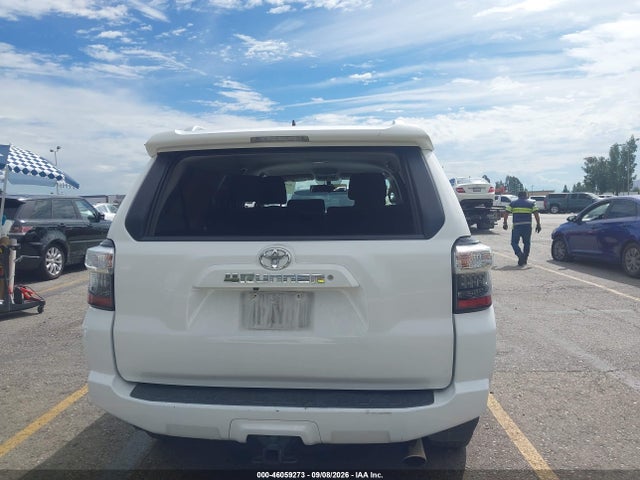Toyota 4RUNNER SR5 2015 JTEZU5JR0F5102010 Image 17