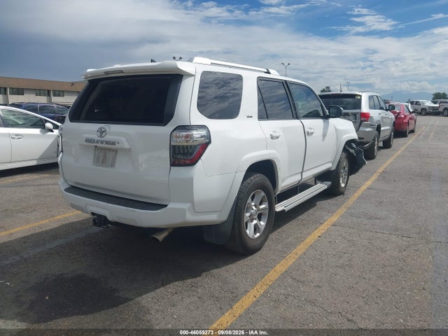 Toyota 4RUNNER SR5 2015 JTEZU5JR0F5102010 Image 4