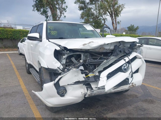 Toyota 4RUNNER SR5 2015 JTEZU5JR0F5102010 Image 12