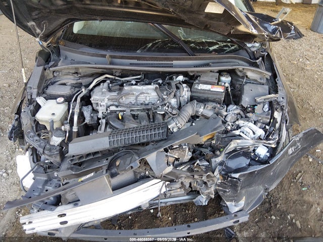 JTDEPRAE1LJ018215 Toyota COROLLA LE