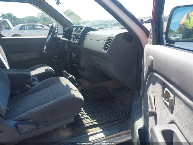 46059406 :رقم المزاد ، 1N6DD26SXYC401475 vin ، 2000 Nissan Frontier Xe مزاد بيع