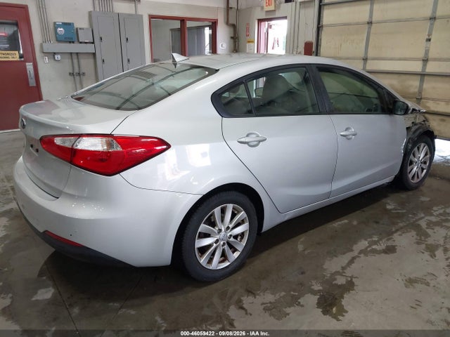 KIA FORTE LX 2016 KNAFX4A69G5446612 Image 4