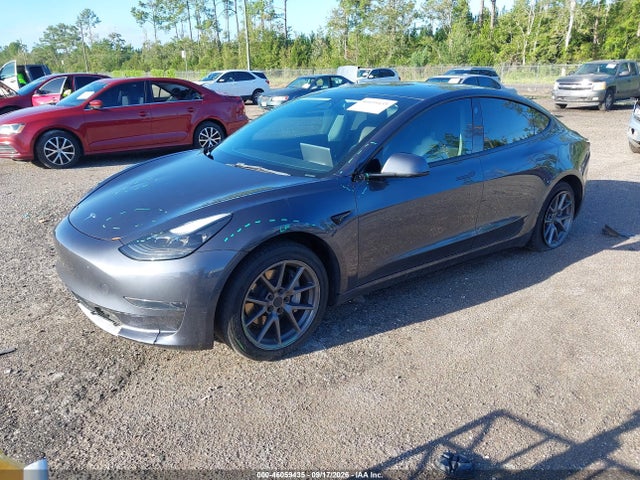 Tesla Model 3 Standard Range Plus Rear-wheel Drive 2021 5YJ3E1EA9MF086017 Image 2