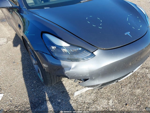 Tesla Model 3 Standard Range Plus Rear-wheel Drive 2021 5YJ3E1EA9MF086017 Image 6