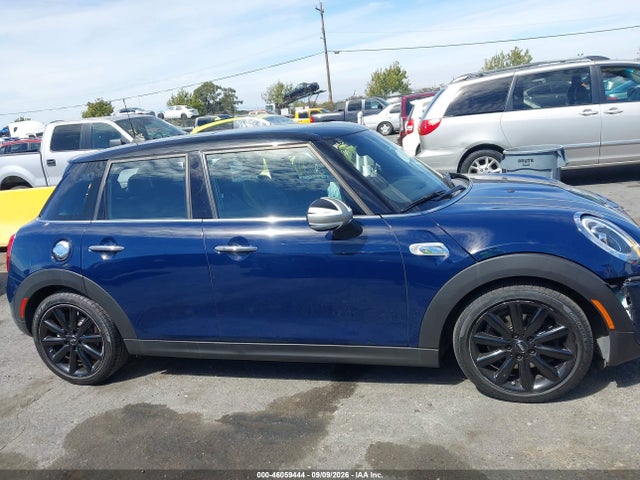 2017 Mini Hardtop Cooper S მანქანა იყიდება აუქციონზე, vin: WMWXU3C37H2D33242, აუქციონის ნომერი: 46059444