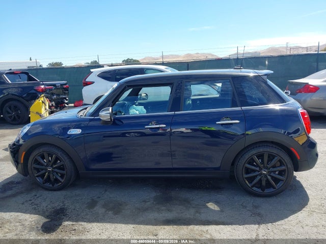 2017 Mini Hardtop Cooper S მანქანა იყიდება აუქციონზე, vin: WMWXU3C37H2D33242, აუქციონის ნომერი: 46059444