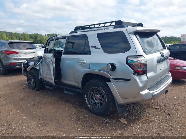 2018 Toyota 4runner Trd Off Road Premium მანქანა იყიდება აუქციონზე, vin: JTEBU5JR4J5543780, აუქციონის ნომერი: 46059485