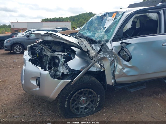2018 Toyota 4runner Trd Off Road Premium მანქანა იყიდება აუქციონზე, vin: JTEBU5JR4J5543780, აუქციონის ნომერი: 46059485