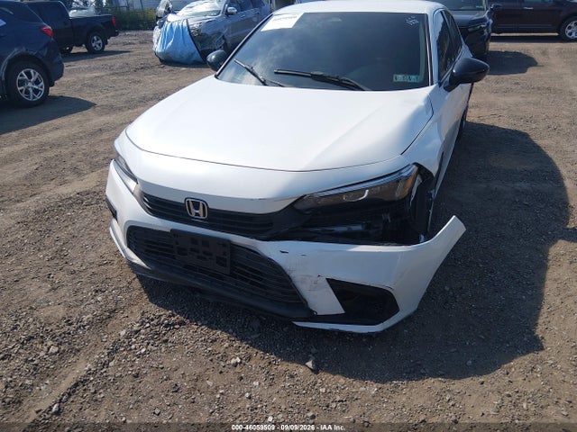 2HGFE2F28NH532570 Honda Civic Lx