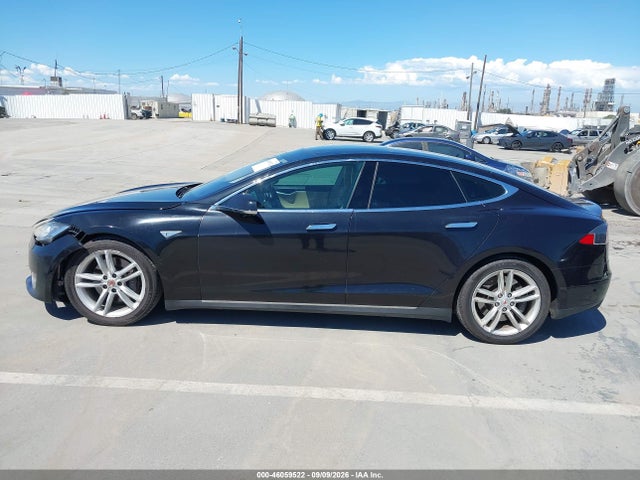 Tesla Model S 60d/70d/75d/85d/90d 2016 5YJSA1E27GF122081 Image 14