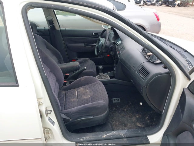 2004 Volkswagen Jetta Gli 1.8t/gls 1.8t მანქანა იყიდება აუქციონზე, vin: 3VWSE69M14M047153, აუქციონის ნომერი: 46059568