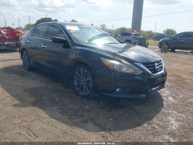 2017 Nissan Altima 2.5 Sr მანქანა იყიდება აუქციონზე, vin: 1N4AL3APXHC153879, აუქციონის ნომერი: 46059578