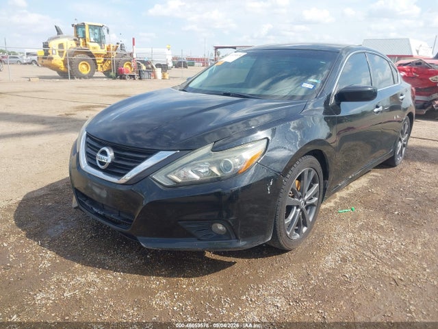 2017 Nissan Altima 2.5 Sr მანქანა იყიდება აუქციონზე, vin: 1N4AL3APXHC153879, აუქციონის ნომერი: 46059578