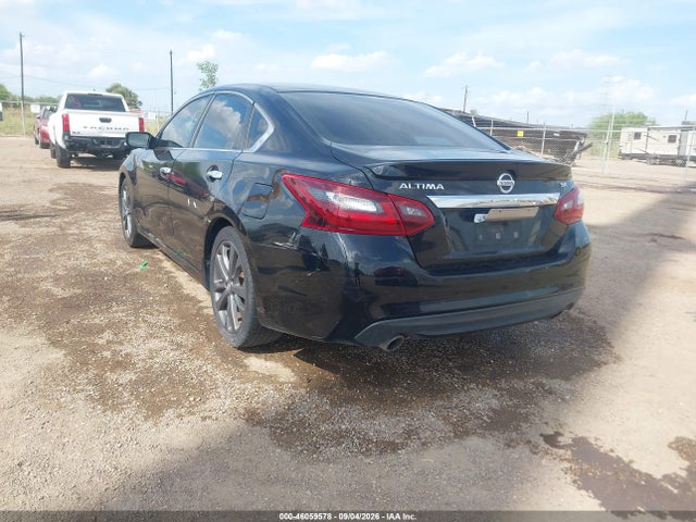 2017 Nissan Altima 2.5 Sr მანქანა იყიდება აუქციონზე, vin: 1N4AL3APXHC153879, აუქციონის ნომერი: 46059578