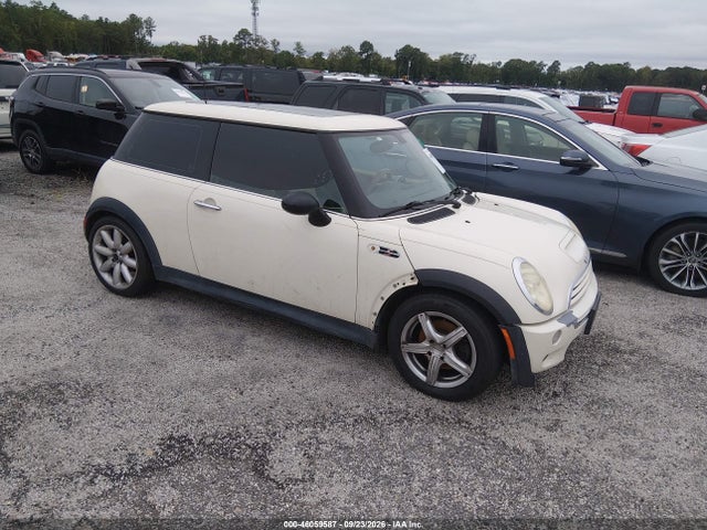 46059587 :رقم المزاد ، WMWRE33424TD79676 vin ، 2004 Mini Cooper S مزاد بيع