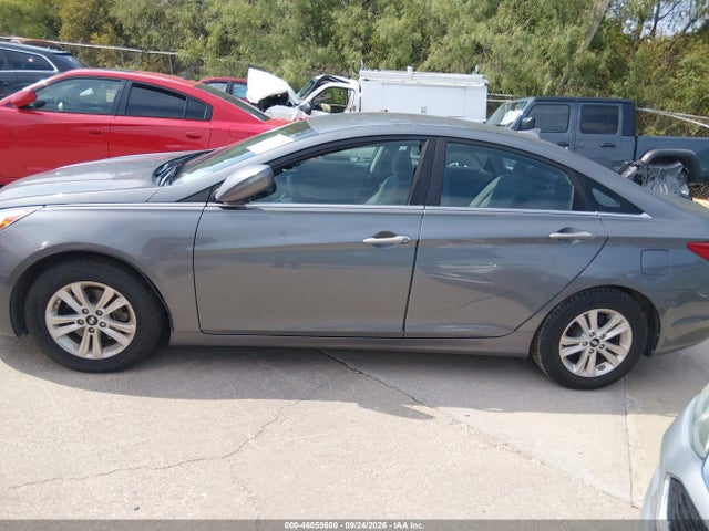 2013 Hyundai Sonata Gls მანქანა იყიდება აუქციონზე, vin: 5NPEB4AC1DH712770, აუქციონის ნომერი: 46059600
