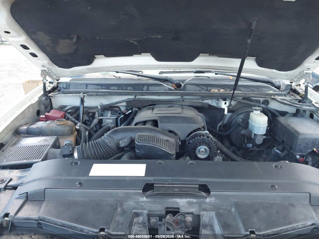 46059601 :رقم المزاد ، 1GNUCCE05AR282627 vin ، 2010 Chevrolet Tahoe Ltz مزاد بيع