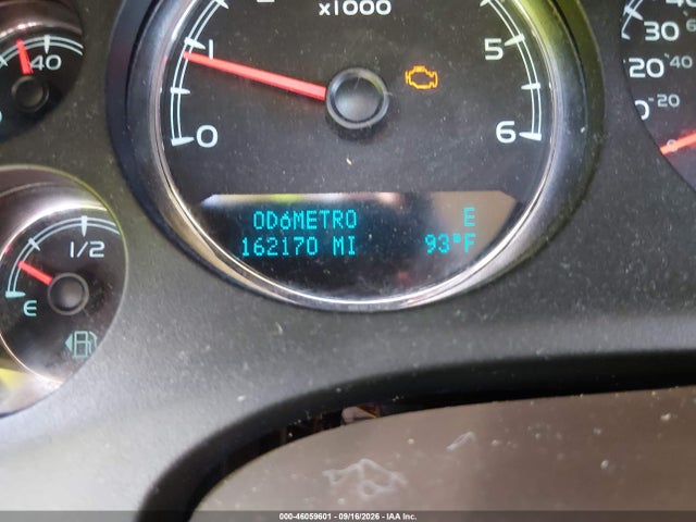 46059601 :رقم المزاد ، 1GNUCCE05AR282627 vin ، 2010 Chevrolet Tahoe Ltz مزاد بيع