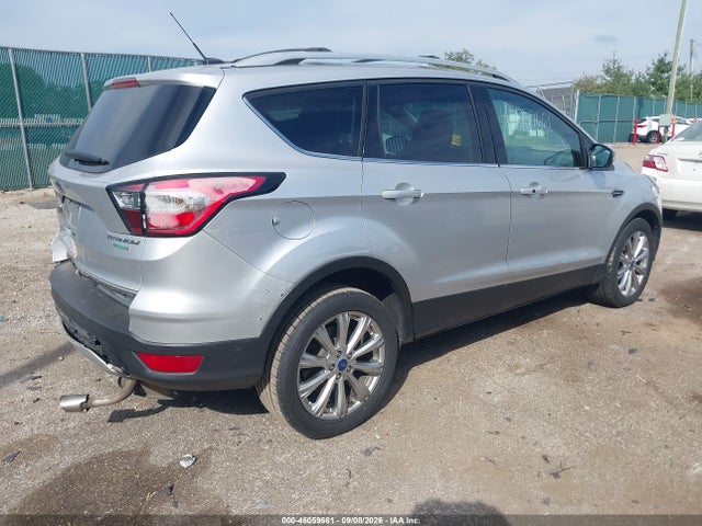 46059661 :رقم المزاد ، 1FMCU0JD7HUE22916 vin ، 2017 Ford Escape Titanium مزاد بيع