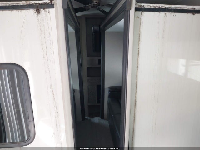 Продажа на аукционе авто 2020 Forest River Puma Destination Ser, vin: 4X4TPUR2XLP081857, номер лота: 46059679