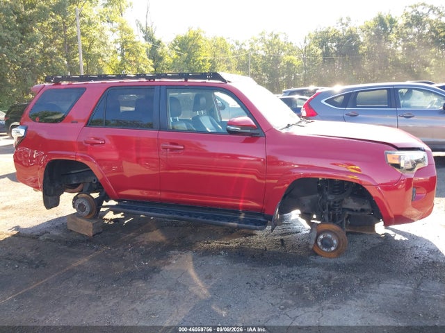 2015 Toyota 4runner Sr5 Premium მანქანა იყიდება აუქციონზე, vin: JTEBU5JR7F5211582, აუქციონის ნომერი: 46059756