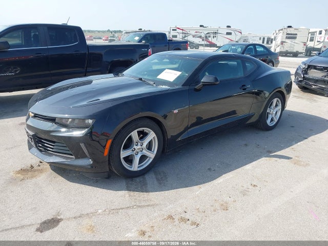 Chevrolet Camaro 1lt 2017 1G1FB1RS9H0119345 Image 2