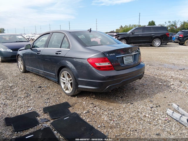 Продажа на аукционе авто 2013 Mercedes-benz C 300 Sport 4matic, vin: WDDGF8AB1DG111249, номер лота: 46059797