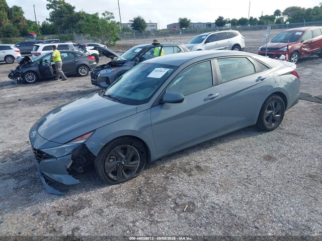 2021 Hyundai Elantra Sel მანქანა იყიდება აუქციონზე, vin: KMHLS4AG5MU126004, აუქციონის ნომერი: 46059813